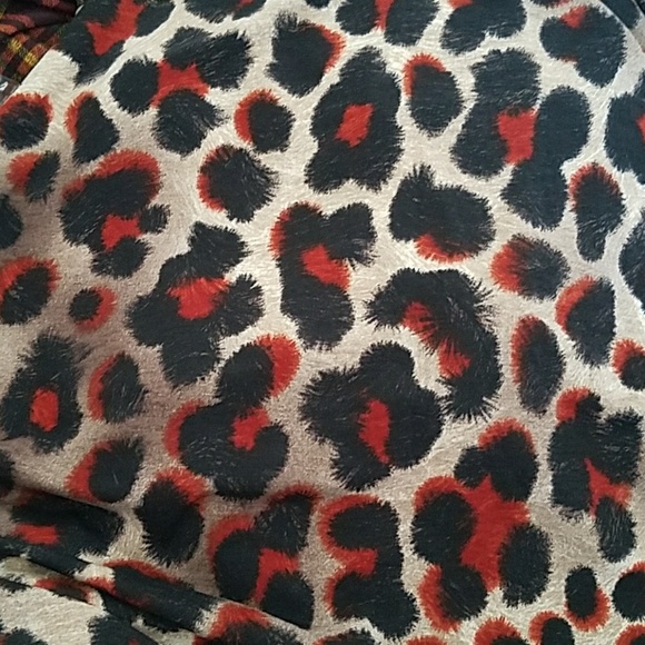 🌻 Animal Print 3/4 sleeve 🌻 - Picture 7 of 7